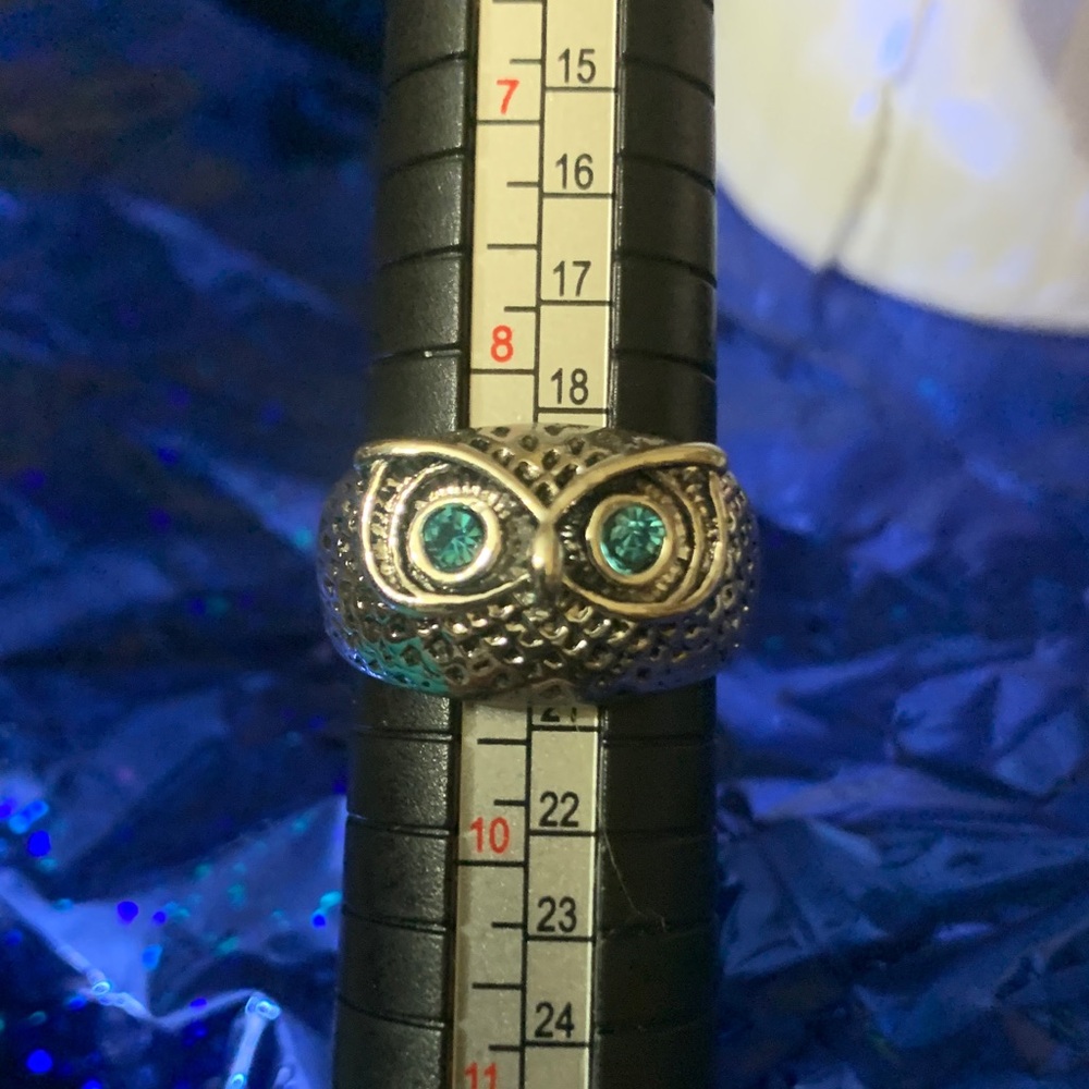 Adjustable Silver Owl Ring With Blue Accents - image 6